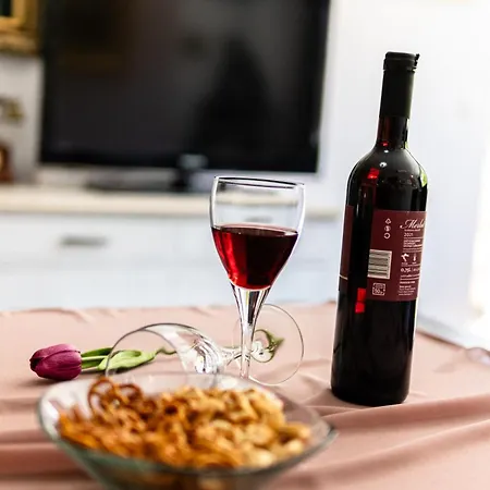 Beautiful With Garden And Terrace *